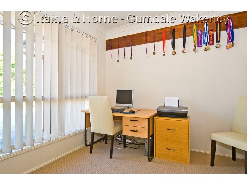 15 Ransom Place, Wakerley QLD 4154