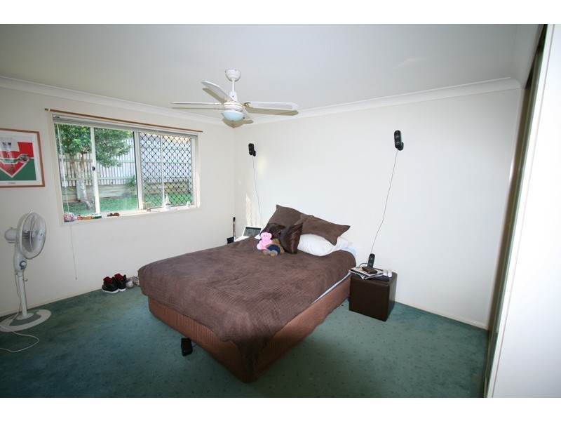 2 Morgan Close, Manly West QLD 4179