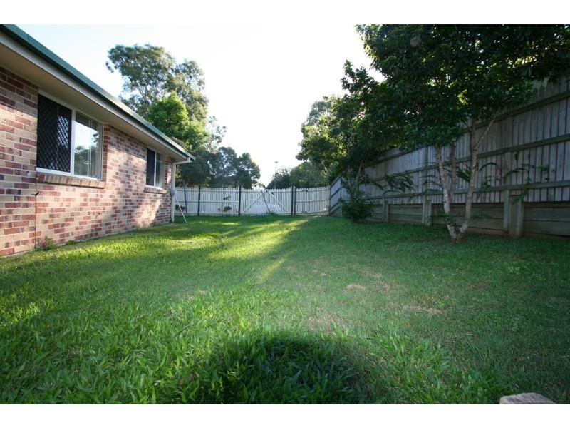 2 Morgan Close, Manly West QLD 4179