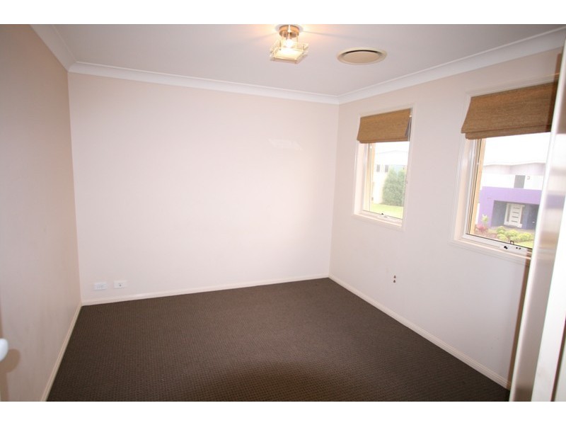 2 David Place, Manly West QLD 4179