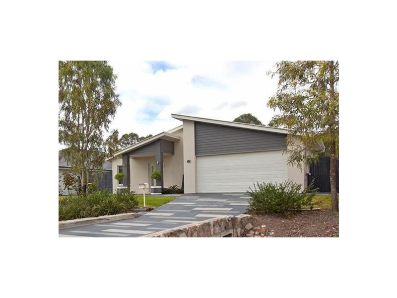 13 Red Gum Crescent, Wakerley QLD 4154