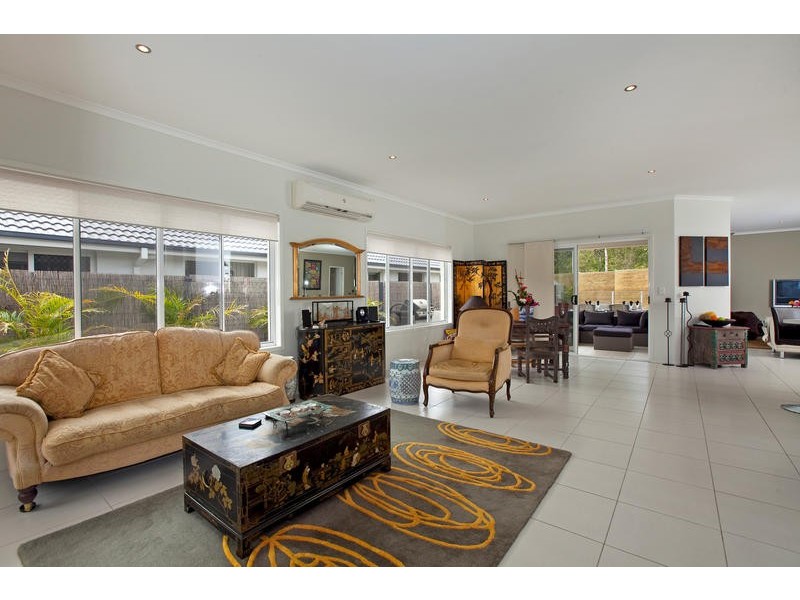 13 Red Gum Crescent, Wakerley QLD 4154