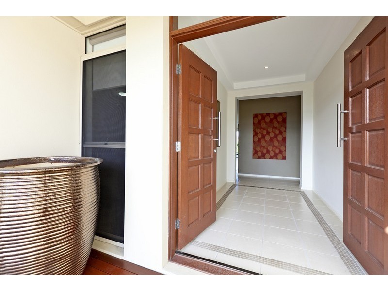 116 Brokenwood Circuit, Gumdale QLD 4154