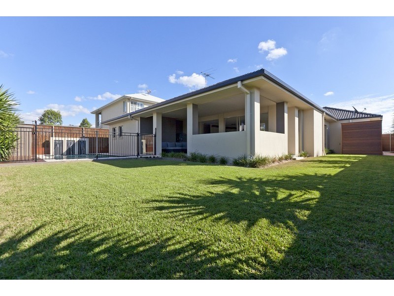 116 Brokenwood Circuit, Gumdale QLD 4154