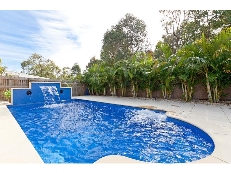 16 Baychester Place, Wakerley QLD 4154