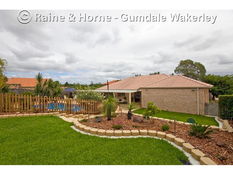 31 Isaacs Way, Wakerley QLD 4154