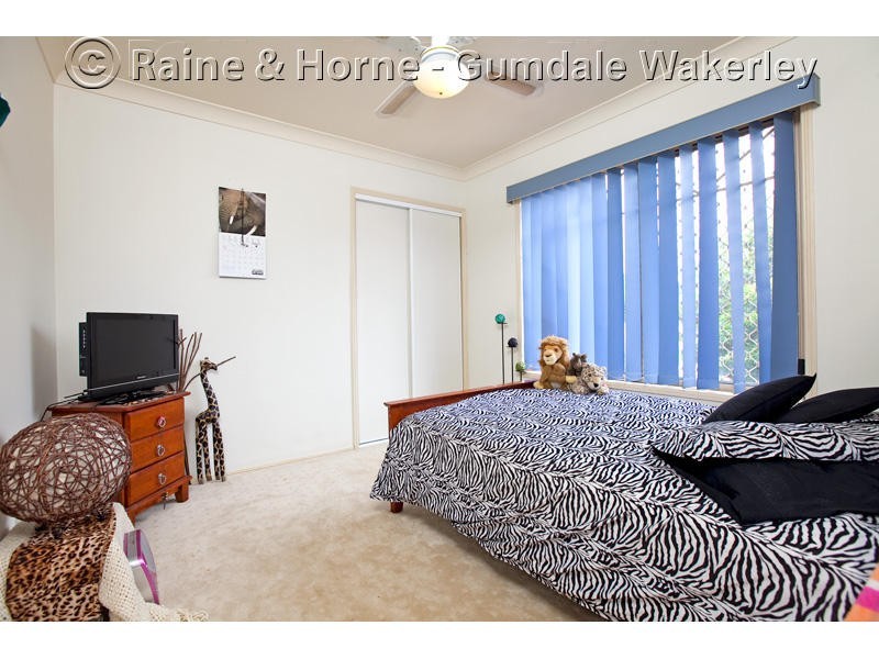 31 Isaacs Way, Wakerley QLD 4154