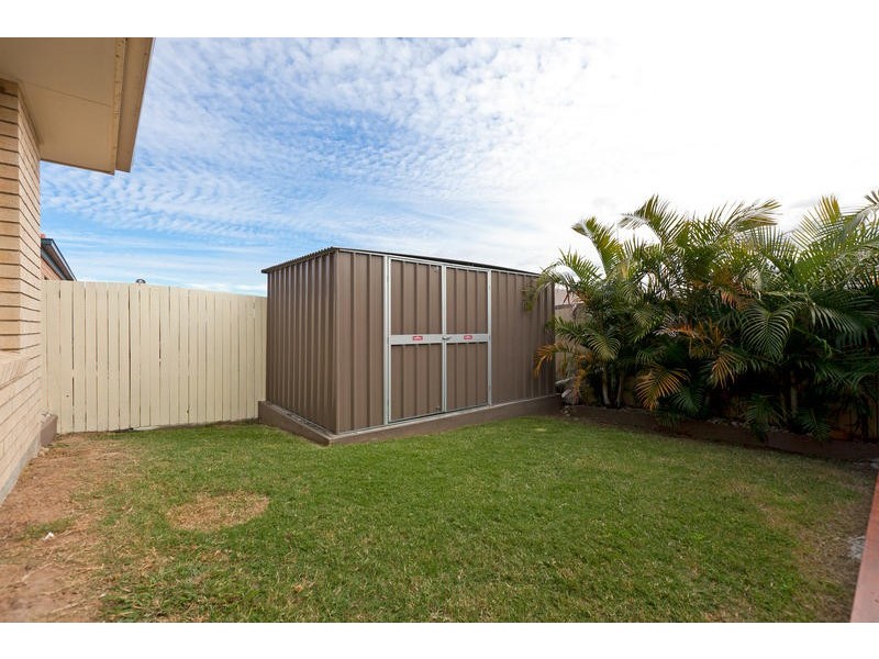 8 Letitia Close, Wakerley QLD 4154