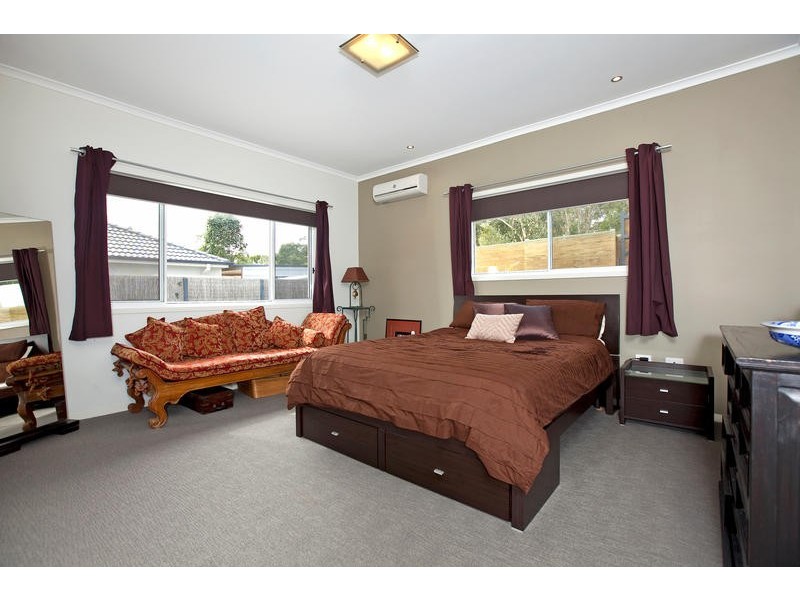 13 Red Gum Crescent, Wakerley QLD 4154