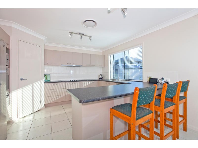 13 Brush Box Place, Wakerley QLD 4154