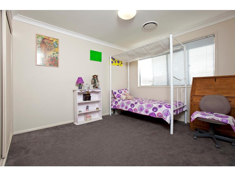 13 Brush Box Place, Wakerley QLD 4154