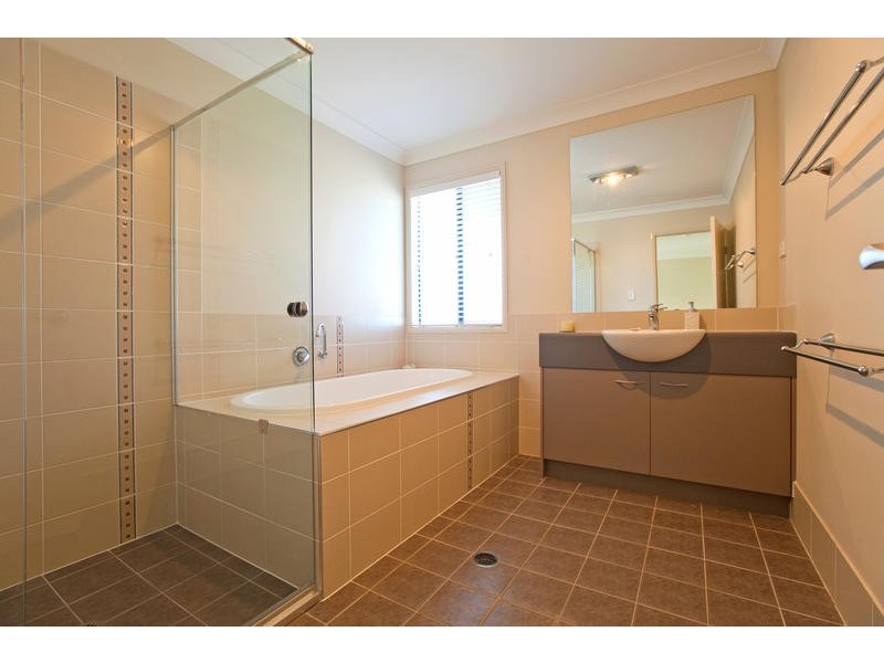 13 Brush Box Place, Wakerley QLD 4154