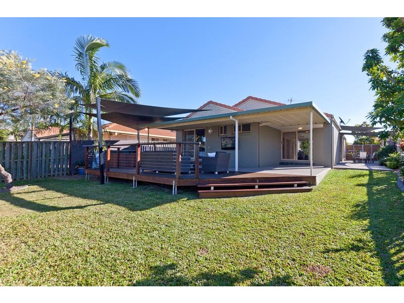 54 Matthews Way, Wakerley QLD 4154