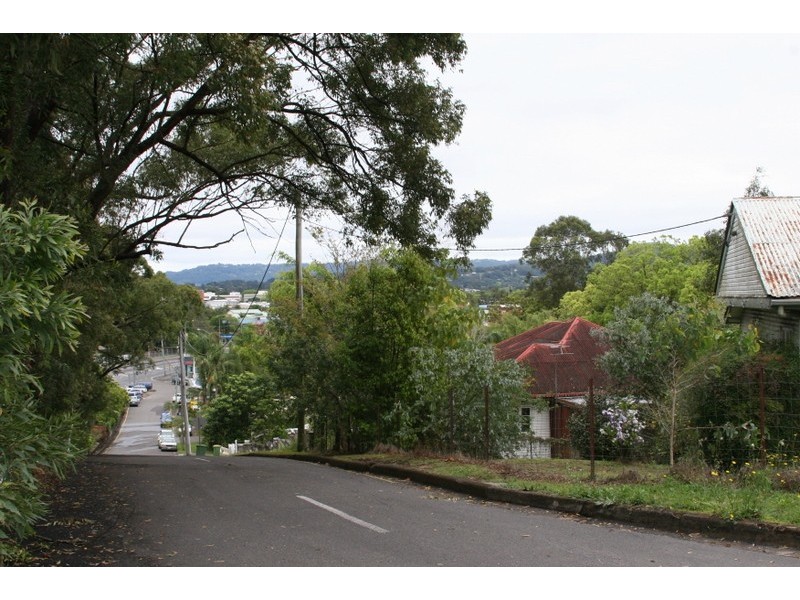 89 Coronation Avenue, Nambour QLD 4560