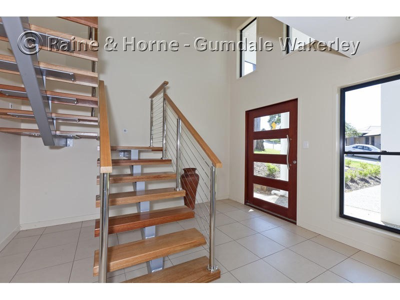 63 Rowland Avenue, Gumdale QLD 4154