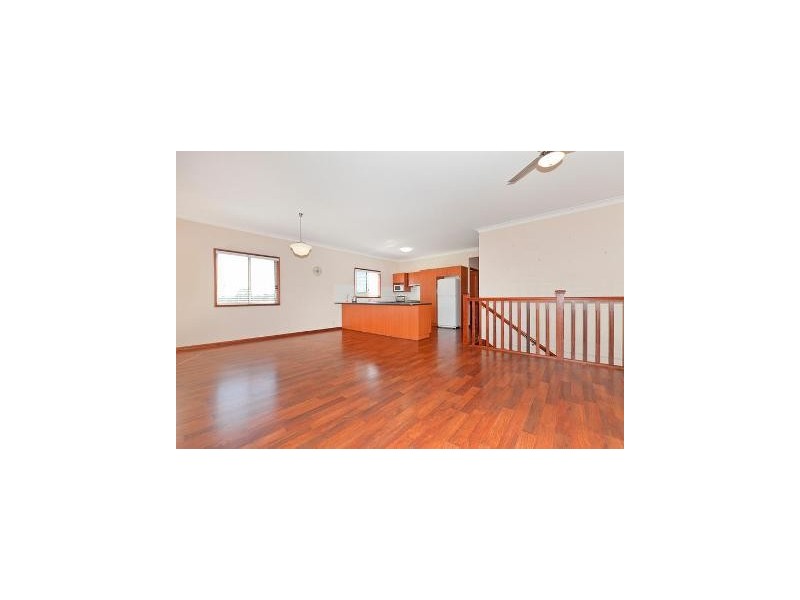 9 Grainger Street, Wynnum QLD 4178