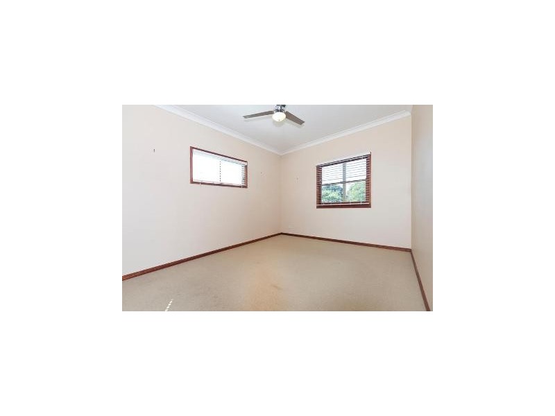 9 Grainger Street, Wynnum QLD 4178