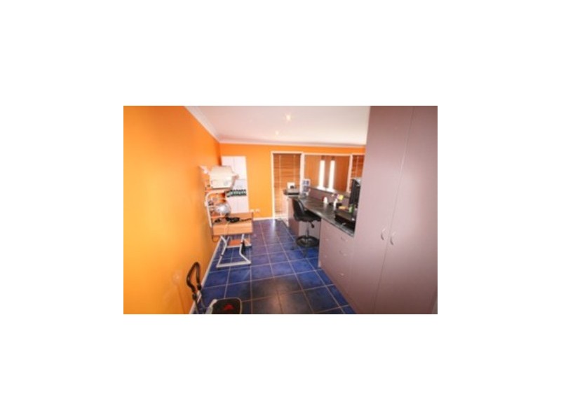 34 Birkdale Road, Birkdale QLD 4159