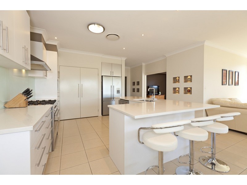 116 Brokenwood Circuit, Tingalpa QLD 4173