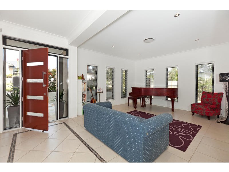 52 Brokenwood Circuit, Tingalpa QLD 4173