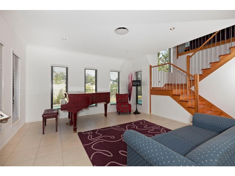 52 Brokenwood Circuit, Tingalpa QLD 4173