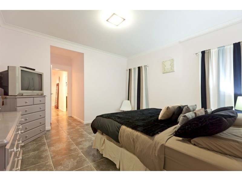 66 Brokenwood Circuit, Wakerley QLD 4154