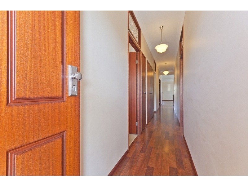 9 Grainger street, Wynnum QLD 4178