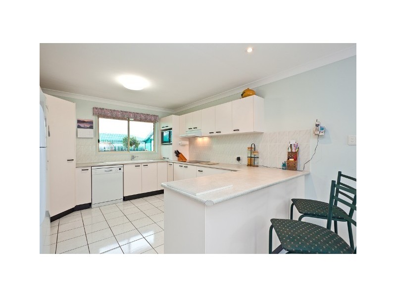 8 Honiara Street, Wakerley QLD 4154
