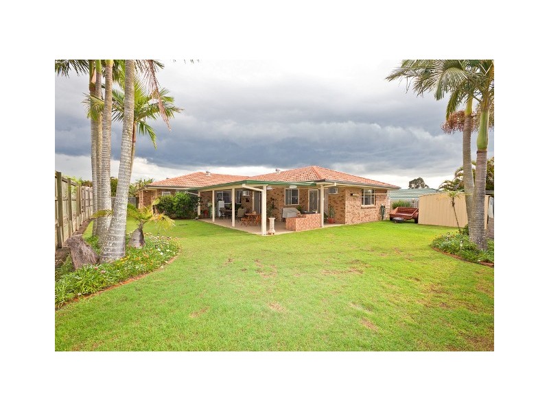 8 Honiara Street, Wakerley QLD 4154