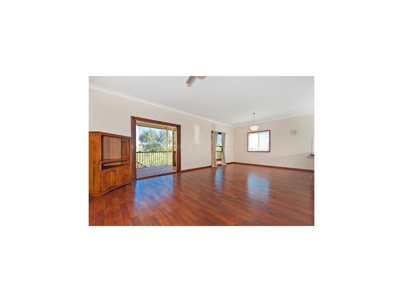 9 Grainger Street, Wynnum West QLD 4178