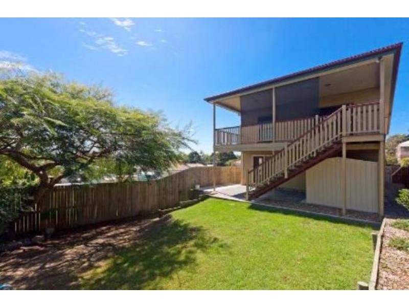 9 Grainger Street, Wynnum West QLD 4178