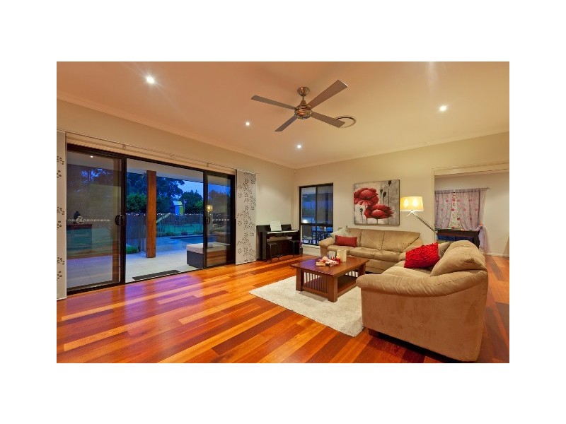 58 Behan Crescent, Wakerley QLD 4154