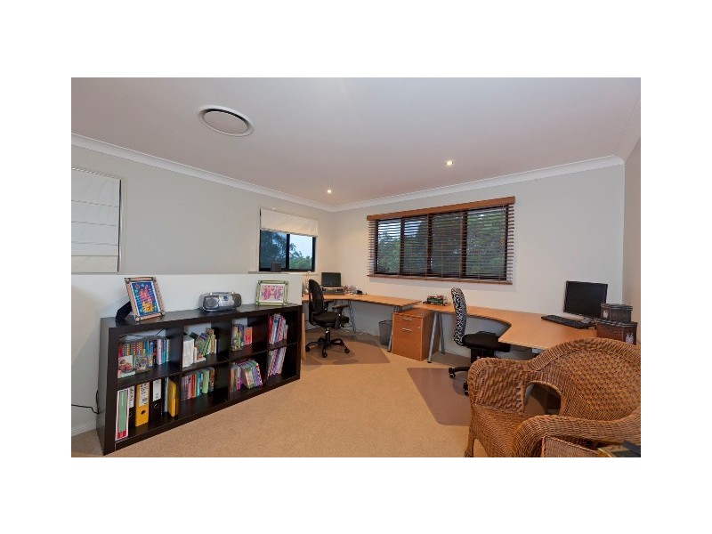 58 Behan Crescent, Wakerley QLD 4154