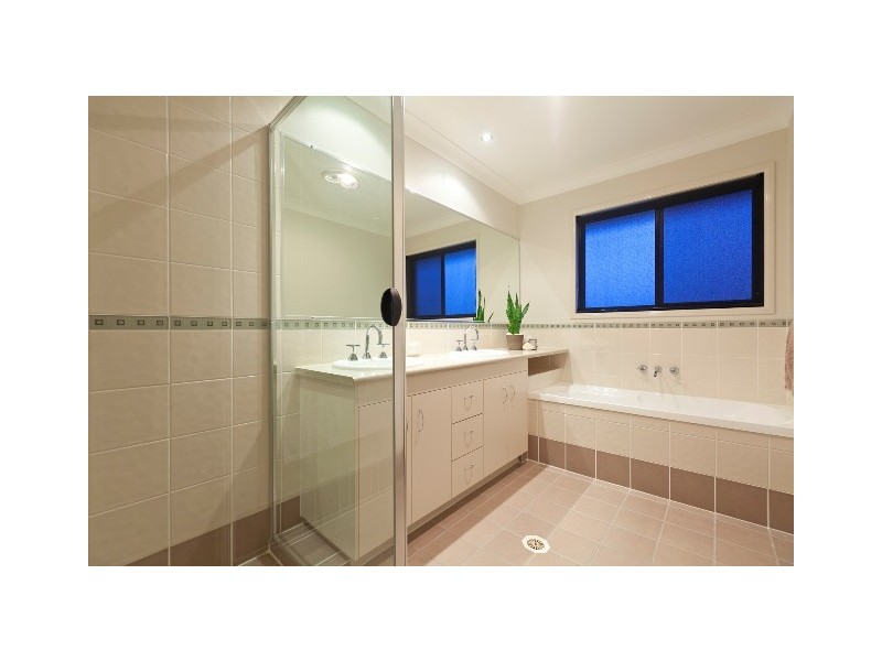 58 Behan Crescent, Wakerley QLD 4154