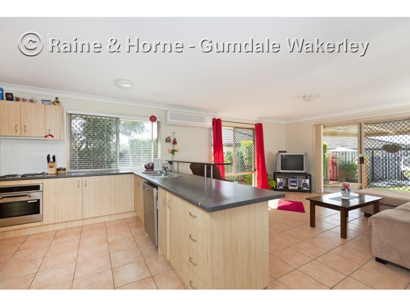 31 Ransom Place, Wakerley QLD 4154
