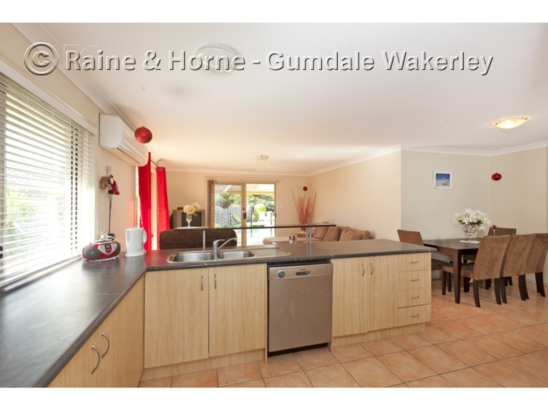 31 Ransom Place, Wakerley QLD 4154