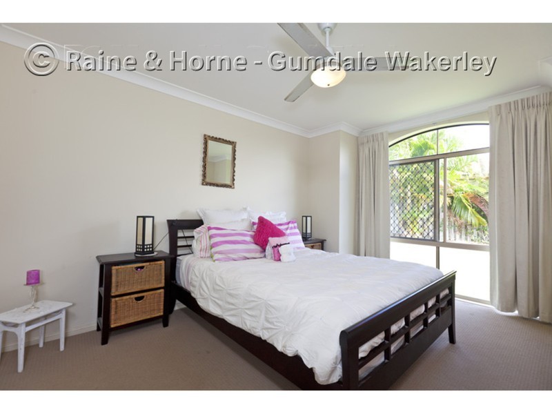 31 Ransom Place, Wakerley QLD 4154