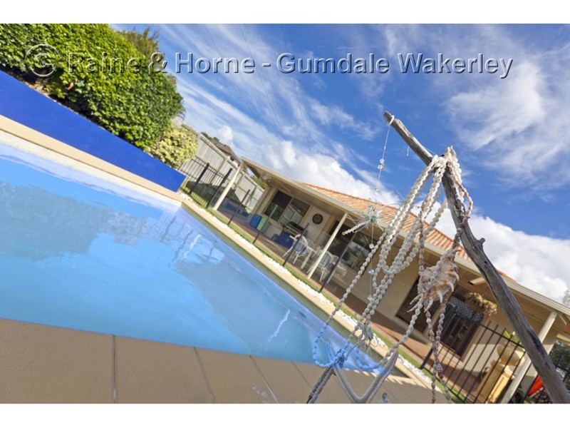 31 Ransom Place, Wakerley QLD 4154
