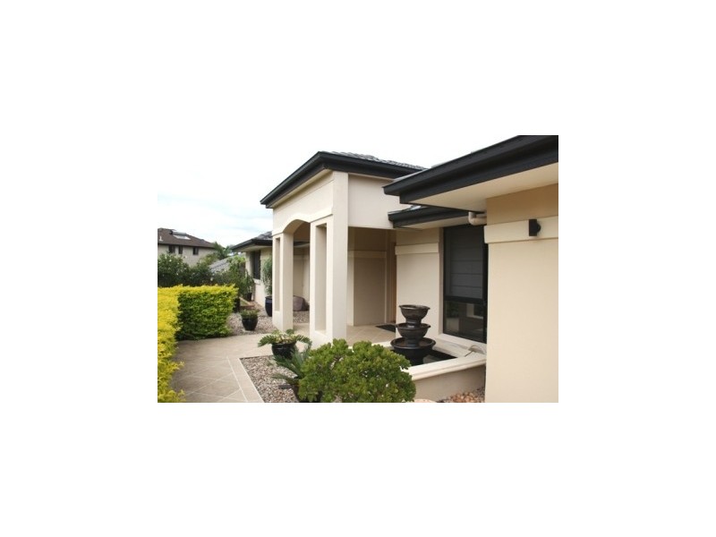 36 Underwood Street, Wakerley QLD 4154