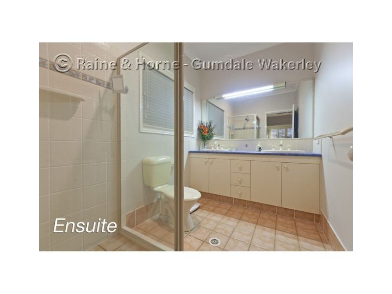 11 Razorback Close, Carindale QLD 4152