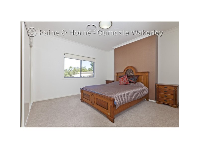 11 Peregian Close, Manly West QLD 4179