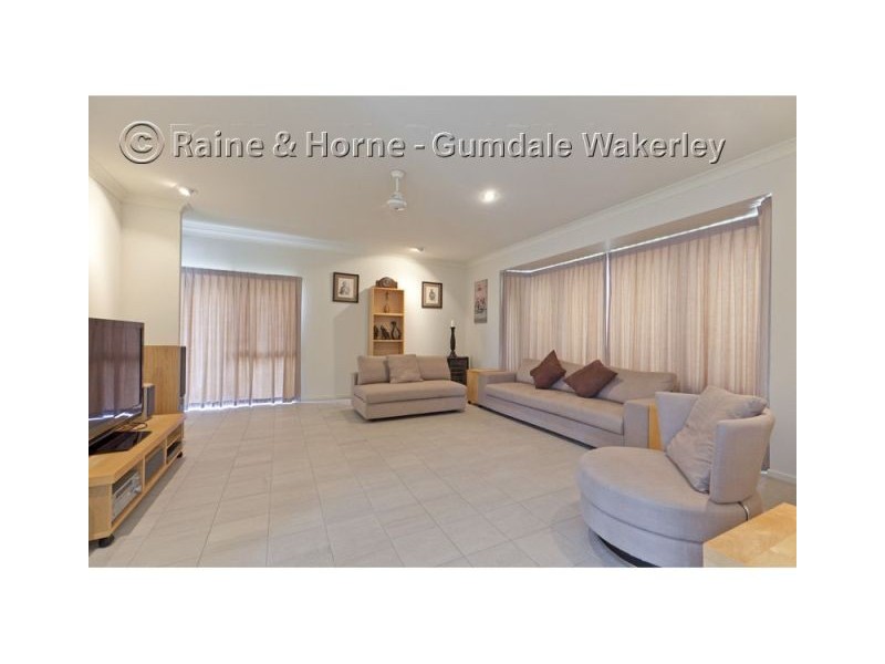 58 Mossvale Drive, Wakerley QLD 4154
