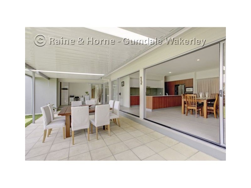 58 Mossvale Drive, Wakerley QLD 4154