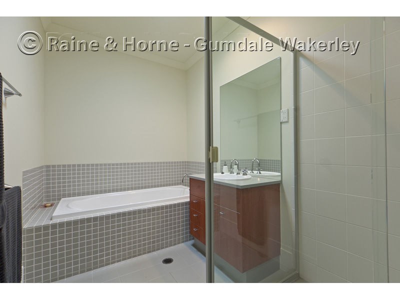 58 Mossvale Drive, Wakerley QLD 4154