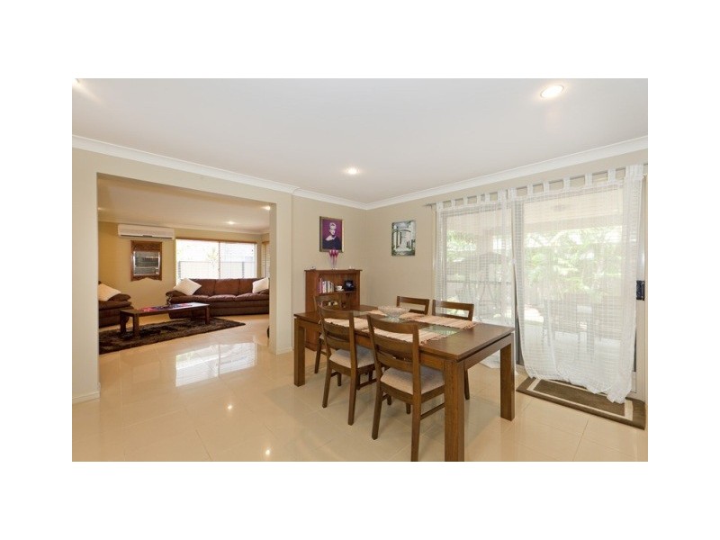 10 Balgowlah Street, Wakerley QLD 4154