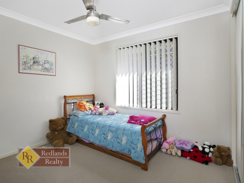8 Gilchrist Street, Wellington Point QLD 4160