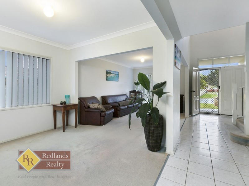 12 Marjorie Buckler Avenue, Redland Bay QLD 4165