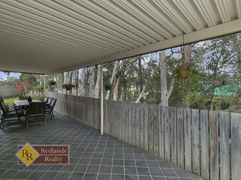 12 Marjorie Buckler Avenue, Redland Bay QLD 4165