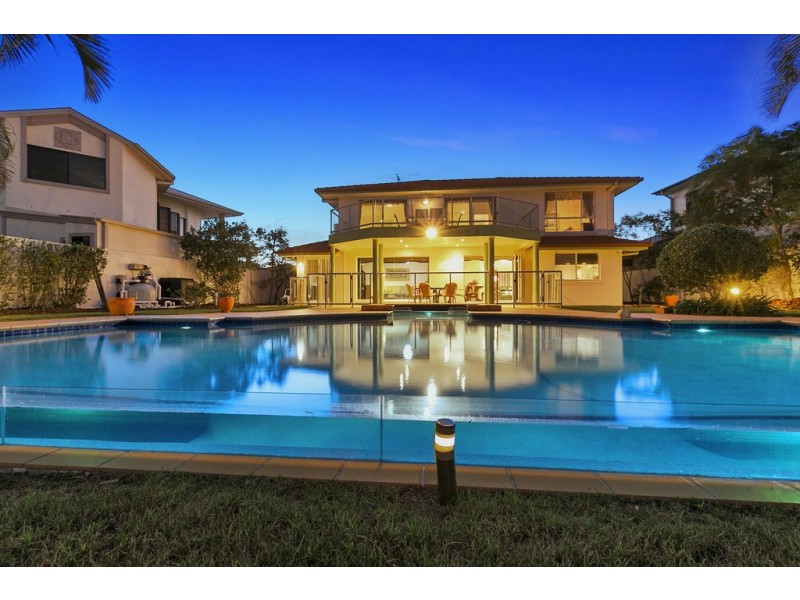 6 Piermont Place, Raby Bay QLD 4163