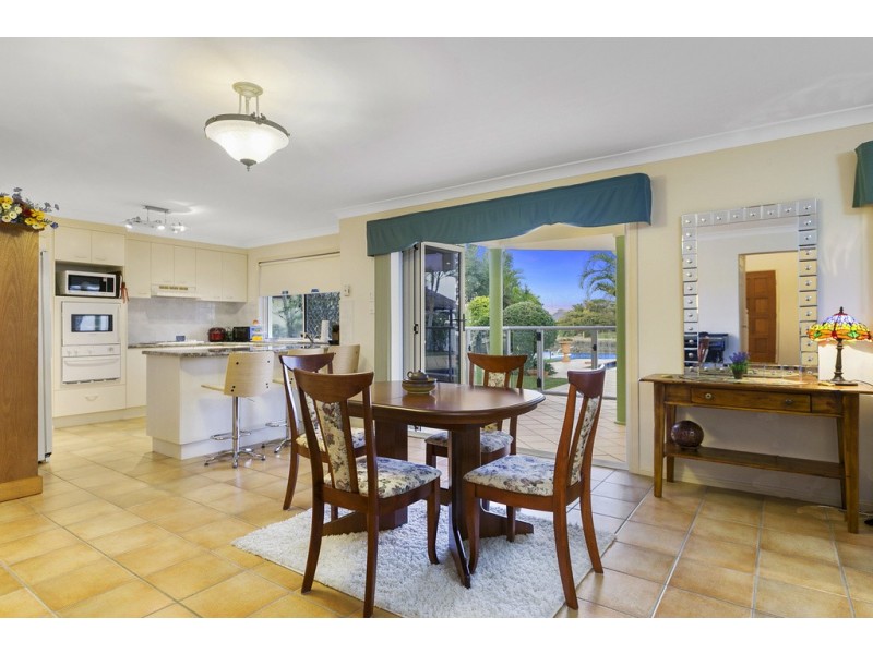 6 Piermont Place, Raby Bay QLD 4163
